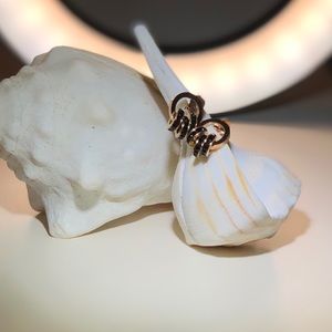 Ladies fashion boho earring gold and black